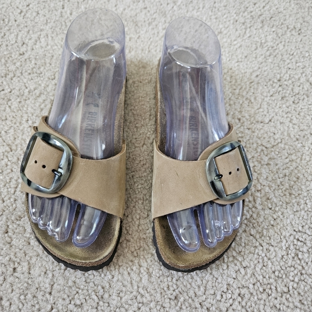 BIRKENSTOCK Madrid Big Buckle Nubuck Leather Sandal 37/6